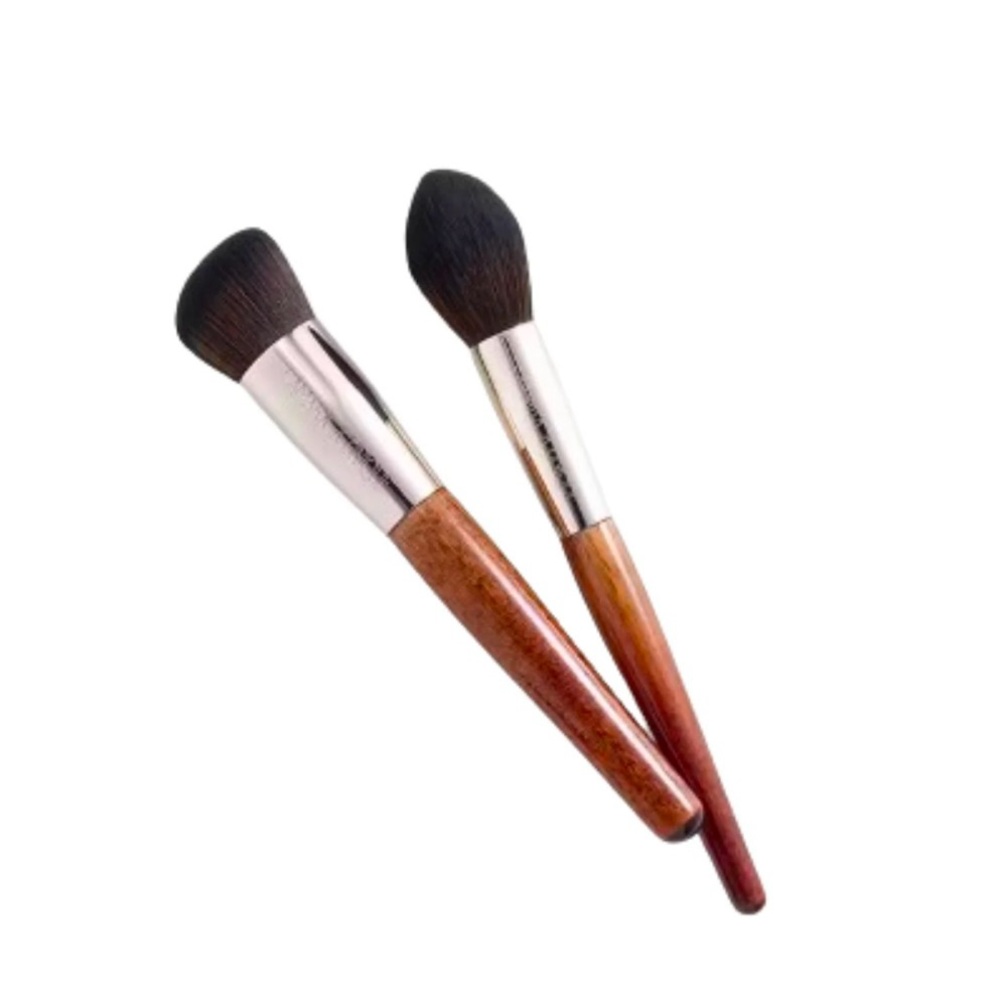 CAMARA AUNIQUE BEAUTY
The Virtuous Woman Brush Set Vol.2